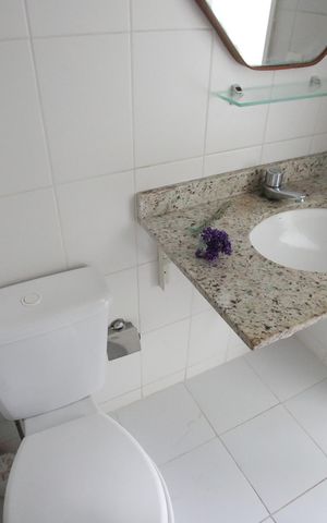 Apartamento à venda com 72m², 2 quartos e 1 vagaBanheiro Social