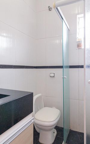 Casa à venda com 135m², 3 quartos e 2 vagas Casa à venda com 135m², 3 quartos e 2 vagasBanheiro da suíte