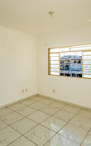 Casa para alugar com 125m², 3 quartos e 2 vagasSala