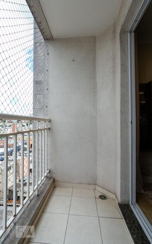 Apartamento para alugar com 58m², 2 quartos e 1 vaga