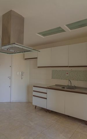 Apartamento à venda com 96m², 3 quartos e 1 vaga Apartamento à venda com 96m², 3 quartos e 1 vagaSala/Cozinha
