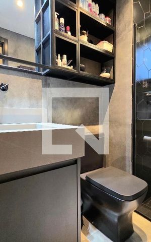 Apartamento à venda com 65m², 1 quarto e 1 vaga Apartamento à venda com 65m², 1 quarto e 1 vagaBanheiro da Suíte