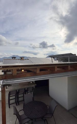 Apartamento à venda com 150m², 3 quartos e 2 vagas Apartamento à venda com 150m², 3 quartos e 2 vagasPlacas solares do apto