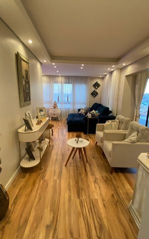 Apartamento à venda com 144m², 3 quartos e 2 vagas Apartamento à venda com 144m², 3 quartos e 2 vagasSala