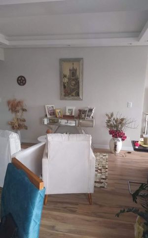 Apartamento à venda com 144m², 3 quartos e 2 vagas Apartamento à venda com 144m², 3 quartos e 2 vagasSala