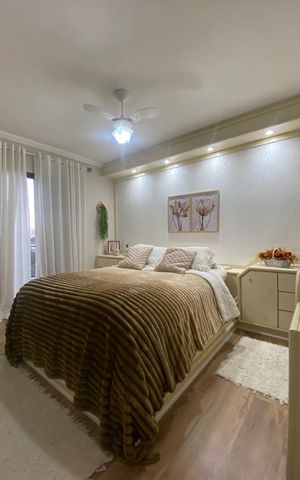 Apartamento à venda com 144m², 3 quartos e 2 vagas Apartamento à venda com 144m², 3 quartos e 2 vagasSuíte