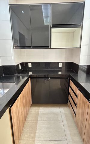Apartamento à venda com 151m², 3 quartos e 2 vagas Apartamento à venda com 151m², 3 quartos e 2 vagasCozinha