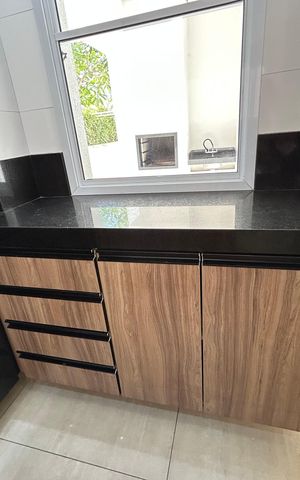 Apartamento à venda com 151m², 3 quartos e 2 vagas Apartamento à venda com 151m², 3 quartos e 2 vagasCozinha