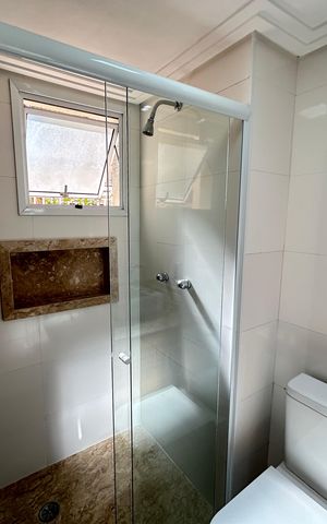Apartamento à venda com 151m², 3 quartos e 2 vagas Apartamento à venda com 151m², 3 quartos e 2 vagasBanheiro da Suíte 1