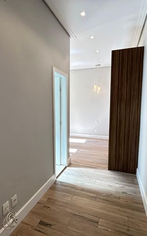 Apartamento à venda com 151m², 3 quartos e 2 vagas Apartamento à venda com 151m², 3 quartos e 2 vagasSuíte 2