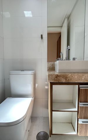 Apartamento à venda com 151m², 3 quartos e 2 vagas Apartamento à venda com 151m², 3 quartos e 2 vagasBanheiro da Suíte 1