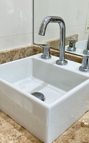 Apartamento à venda com 151m², 3 quartos e 2 vagas Apartamento à venda com 151m², 3 quartos e 2 vagasBanheiro da Suíte 2