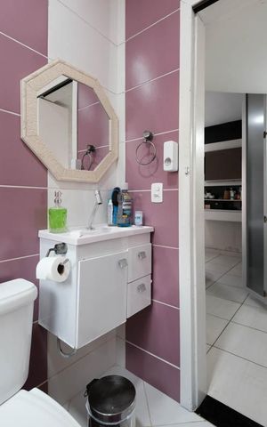 Casa à venda com 180m², 4 quartos e 4 vagasBanheiro da Suíte 1