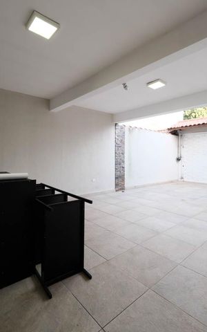 Casa à venda com 180m², 4 quartos e 4 vagasGaragem