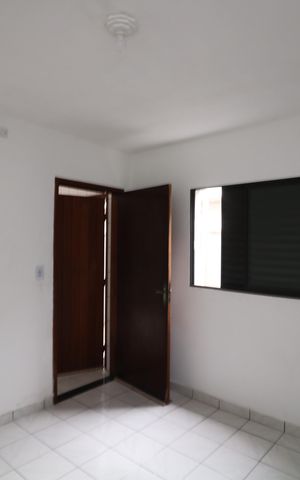 Casa à venda com 110m², 3 quartos e 2 vagasQuarto