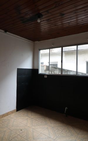 Casa à venda com 110m², 3 quartos e 2 vagasSala/Cozinha C2