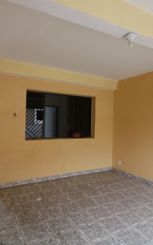 Casa à venda com 110m², 3 quartos e 2 vagasGaragem