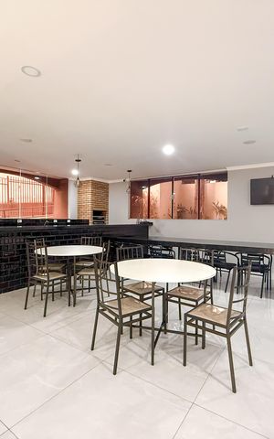 Apartamento à venda com 49m², 2 quartos e 1 vaga Apartamento à venda com 49m², 2 quartos e 1 vagaÁrea comum - Salão de festas