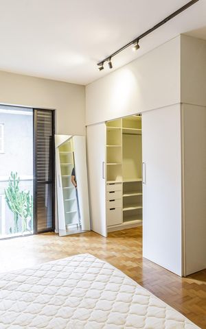Casa de condomínio à venda com 100m², 1 quarto e 1 vaga Casa de condomínio à venda com 100m², 1 quarto e 1 vagaSuíte