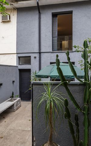 Casa de condomínio à venda com 100m², 1 quarto e 1 vaga Casa de condomínio à venda com 100m², 1 quarto e 1 vagaFachada