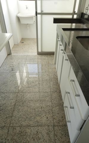 Apartamento à venda com 87m², 3 quartos e 2 vagasCozinha
