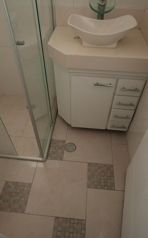 Apartamento à venda com 87m², 3 quartos e 2 vagasBanheiro Social