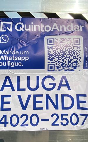Casa à venda com 250m², 3 quartos e 2 vagas Casa à venda com 250m², 3 quartos e 2 vagasPlaca