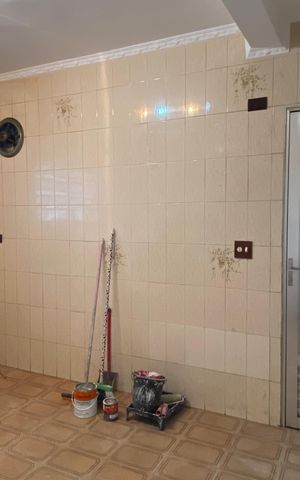 Casa à venda com 250m², 3 quartos e 2 vagas Casa à venda com 250m², 3 quartos e 2 vagasCozinha