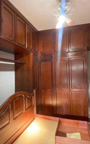 Casa à venda com 250m², 3 quartos e 2 vagas Casa à venda com 250m², 3 quartos e 2 vagasQuarto 3