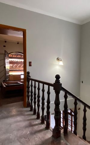 Casa à venda com 250m², 3 quartos e 2 vagas Casa à venda com 250m², 3 quartos e 2 vagasCorredor