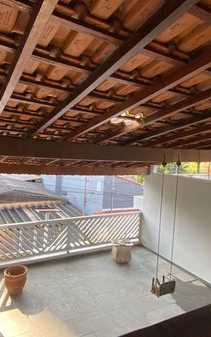 Casa à venda com 250m², 3 quartos e 2 vagas Casa à venda com 250m², 3 quartos e 2 vagasVaranda do Quarto 3