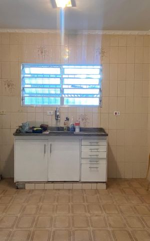 Casa à venda com 250m², 3 quartos e 2 vagas Casa à venda com 250m², 3 quartos e 2 vagasCozinha