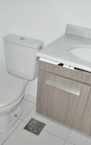Apartamento à venda com 57m², 2 quartos e 1 vagaBanheiro Social