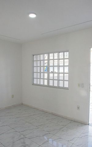 Casa para alugar com 123m², 2 quartos e 2 vagasSala