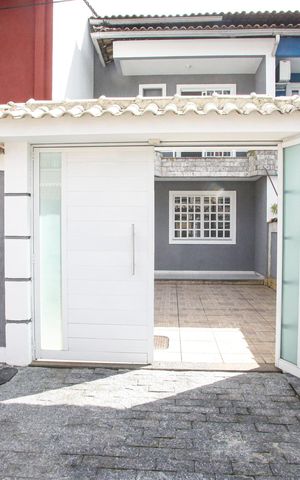 Casa para alugar com 123m², 2 quartos e 2 vagasFachada