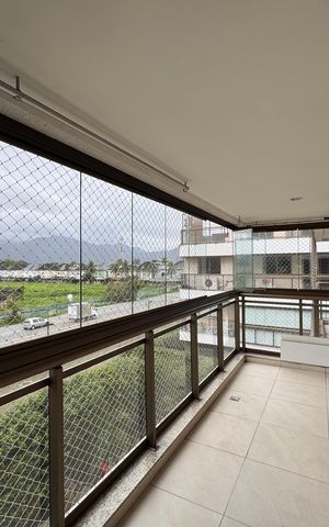 Apartamento para alugar com 169m², 4 quartos e 2 vagas Apartamento para alugar com 169m², 4 quartos e 2 vagasVaranda
