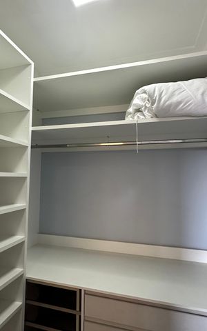 Apartamento para alugar com 54m², 1 quarto e 1 vaga Apartamento para alugar com 54m², 1 quarto e 1 vagaCloset do quarto