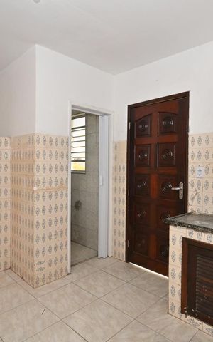 Casa para alugar com 50m², 4 quartos e 3 vagasCozinha da Casa 2