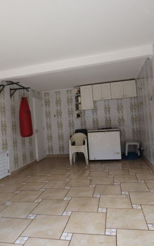 Casa para alugar com 300m², 4 quartos e 4 vagasGaragem