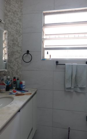 Casa para alugar com 300m², 4 quartos e 4 vagasBanheiro da Suíte 1
