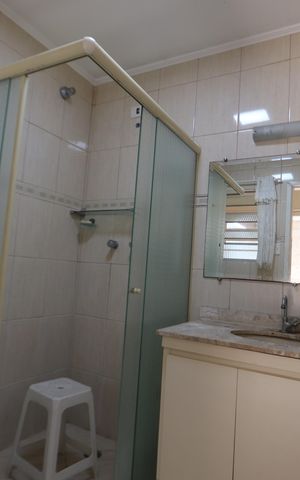 Casa para alugar com 300m², 4 quartos e 4 vagasBanheiro Social