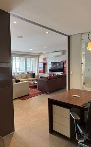 Apartamento à venda com 236m², 3 quartos e 4 vagasSala
