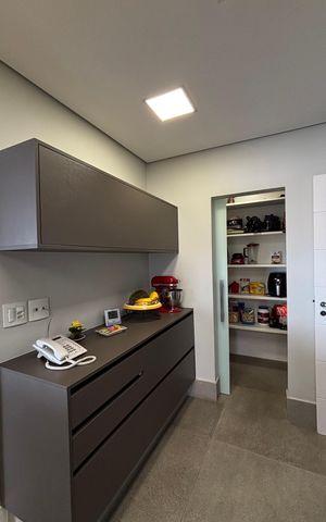 Apartamento à venda com 236m², 3 quartos e 4 vagasCozinha