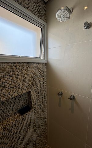 Apartamento à venda com 236m², 3 quartos e 4 vagasBanheiro da Suíte 3