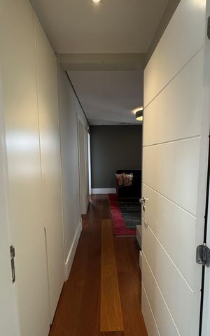 Apartamento à venda com 236m², 3 quartos e 4 vagasCorredor