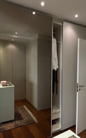 Apartamento à venda com 236m², 3 quartos e 4 vagasCloset da suíte 1