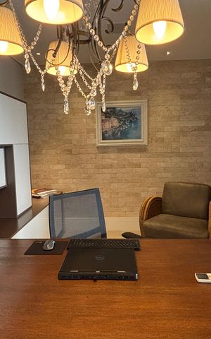 Apartamento à venda com 236m², 3 quartos e 4 vagasSala