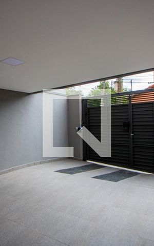 Casa à venda com 117m², 2 quartos e 1 vaga