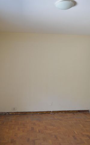 Casa à venda com 180m², 5 quartos e 3 vagasSuíte 