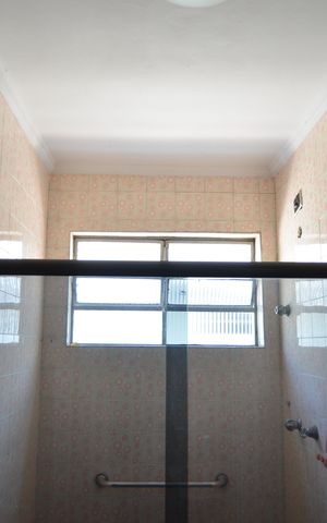 Casa à venda com 180m², 5 quartos e 3 vagasBanheiro da Suíte